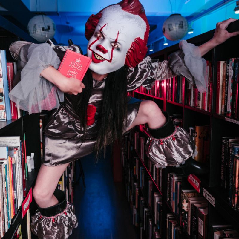 Pennywise In The Bookstore