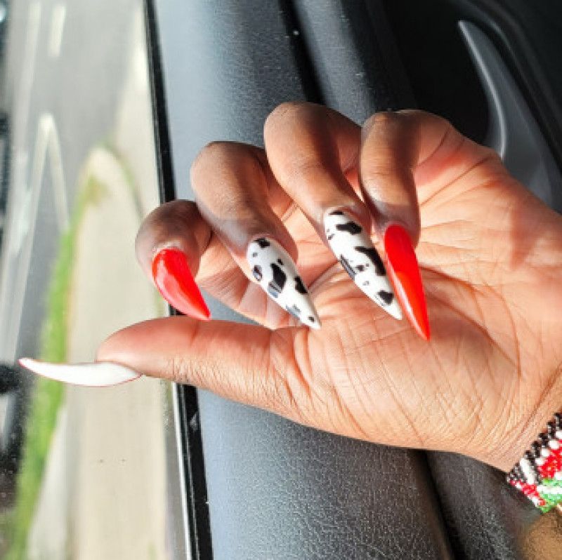 Sharp nails and a cute puppy