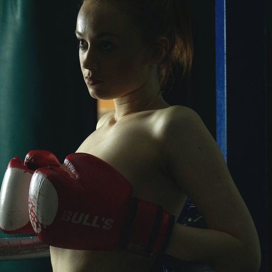 Boxer Girl Photo Set