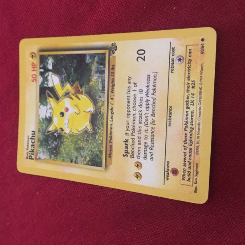 Pikachu pokémon card