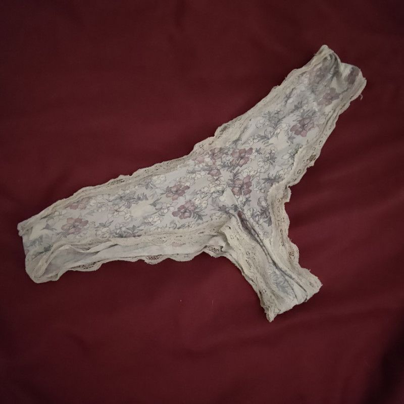 Silkystretch 24h worn grey cheeky panties