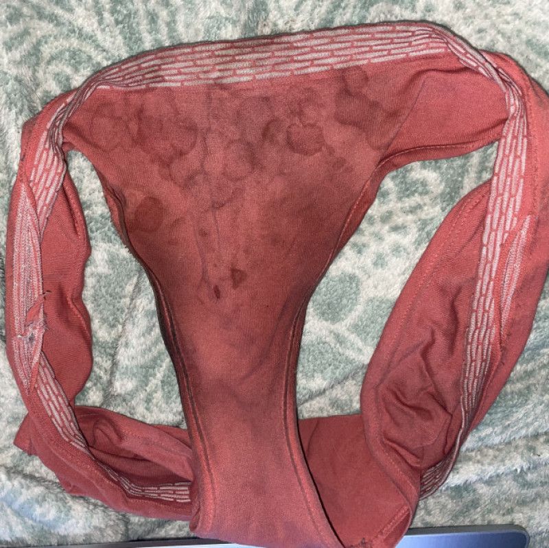 3 weeks worn panties