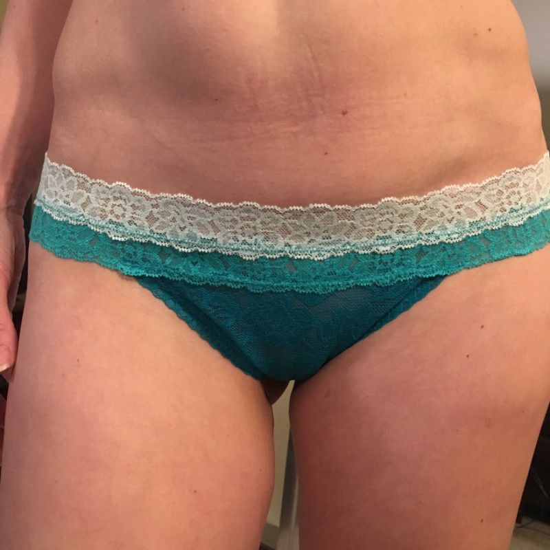 Mint lace thong