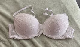 White lace pushup bra