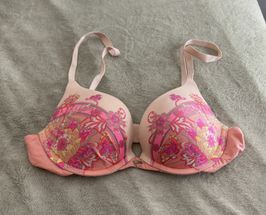 VS Fabulous Plunge Bra