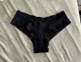 VS Lace Cheekie panties