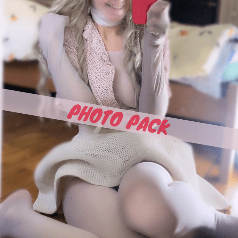 White encasement photo pack