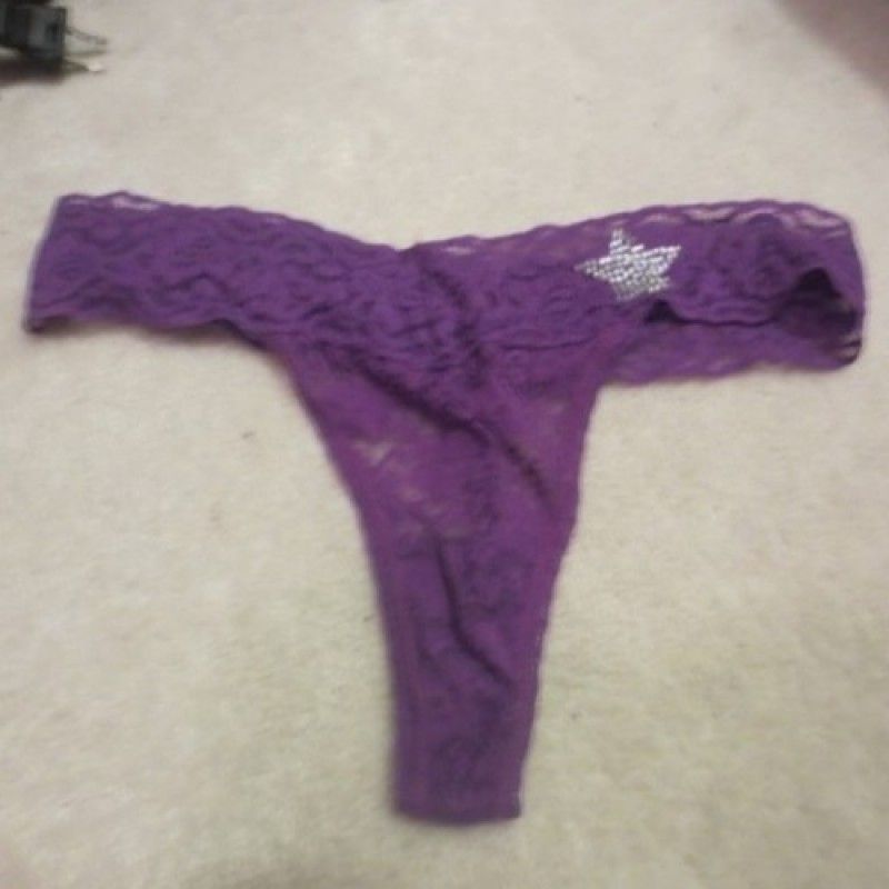 VICTORIA SECRET PURPLE LACE PANTIES