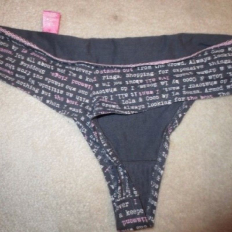 BLACK PANTIES WITH SCRIPT