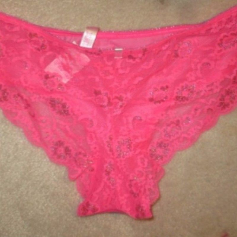 PINK PANTIES WITH FINE LACE PATTERN