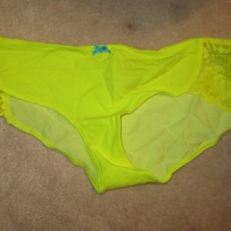 NEON YELLOW PANTIES WITH RIBBON