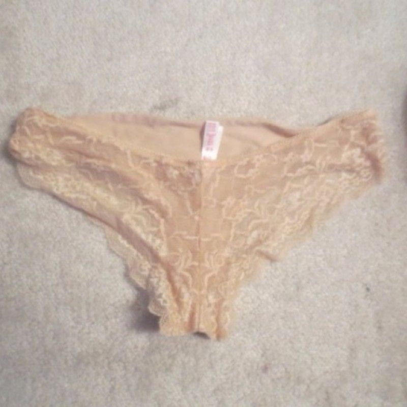 NUDE LACE PANTIES