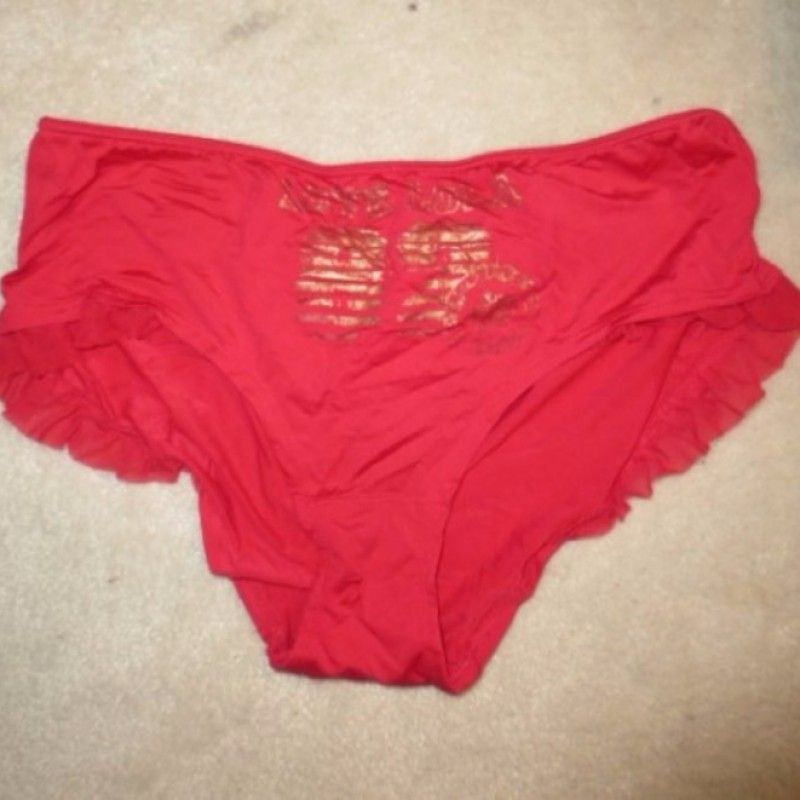 SATIN RED PANTIES WITH GOLD PRINT