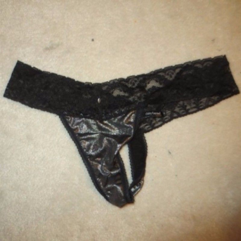 BLACK LACE PANTIES WITH SATIN