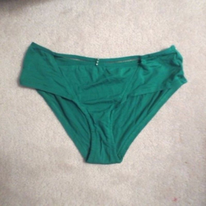 SPRUCE GREEN CLOTH PANTIES