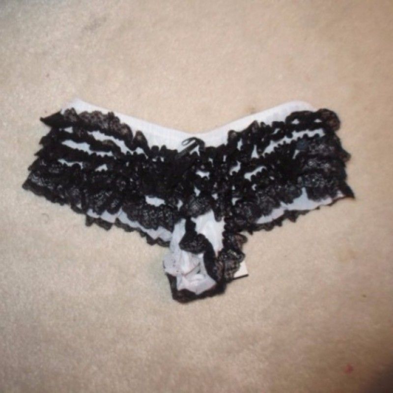 WHITE PANTIES WITH BLACK RUFFLES