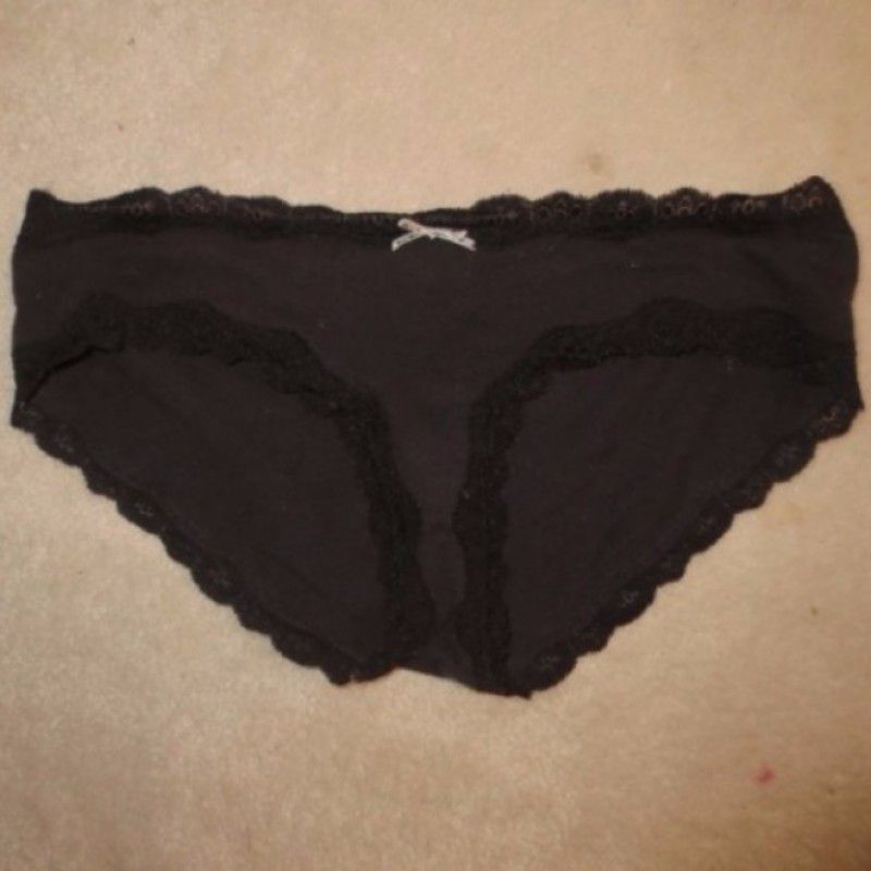 MIDNIGHT BLACK LACE PANTIES