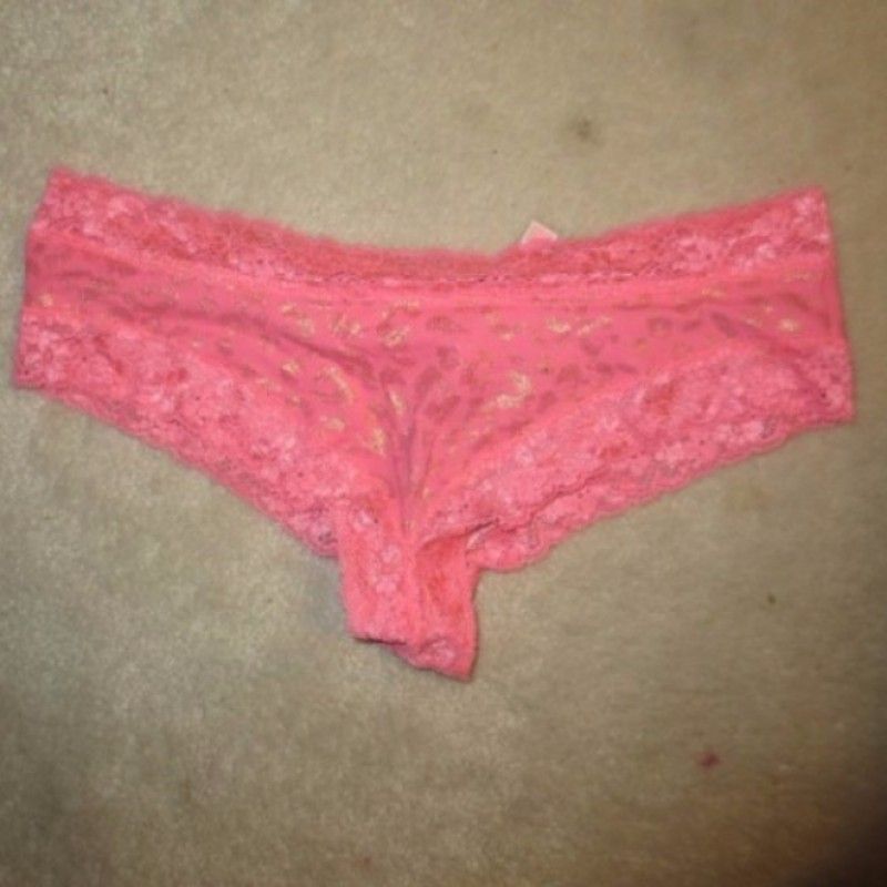 PINK LACE SHEER PANTIES