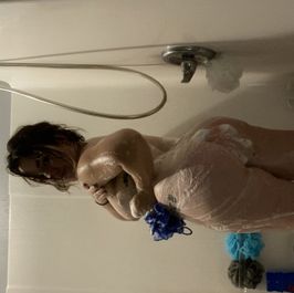 Shower selfie