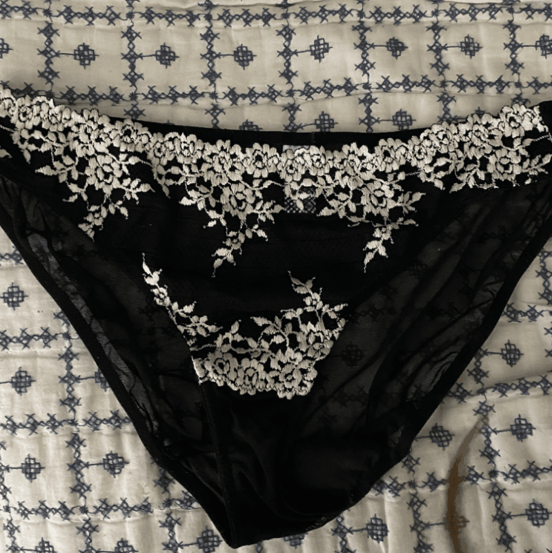 Black and White Floral Lace Panty