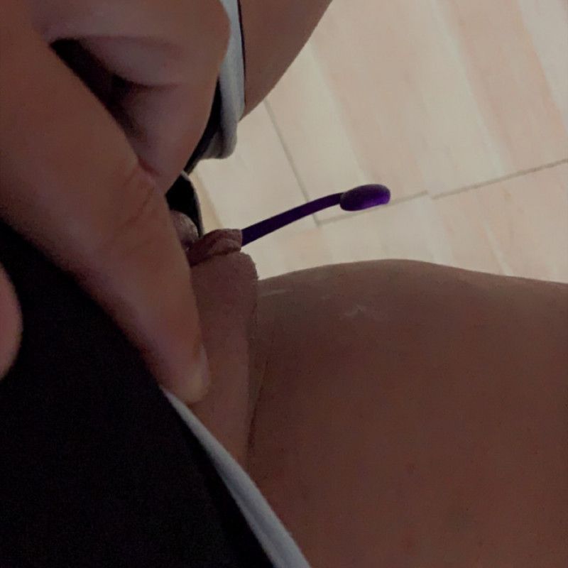 Filling my tight little pussy