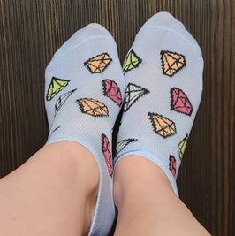 Diamond Pattern Used Socks