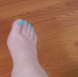 Pretty toes