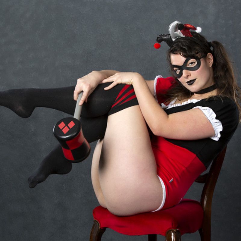 Harley Quinn Photoset