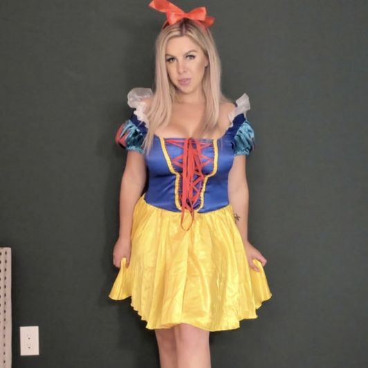 Snow White Costume