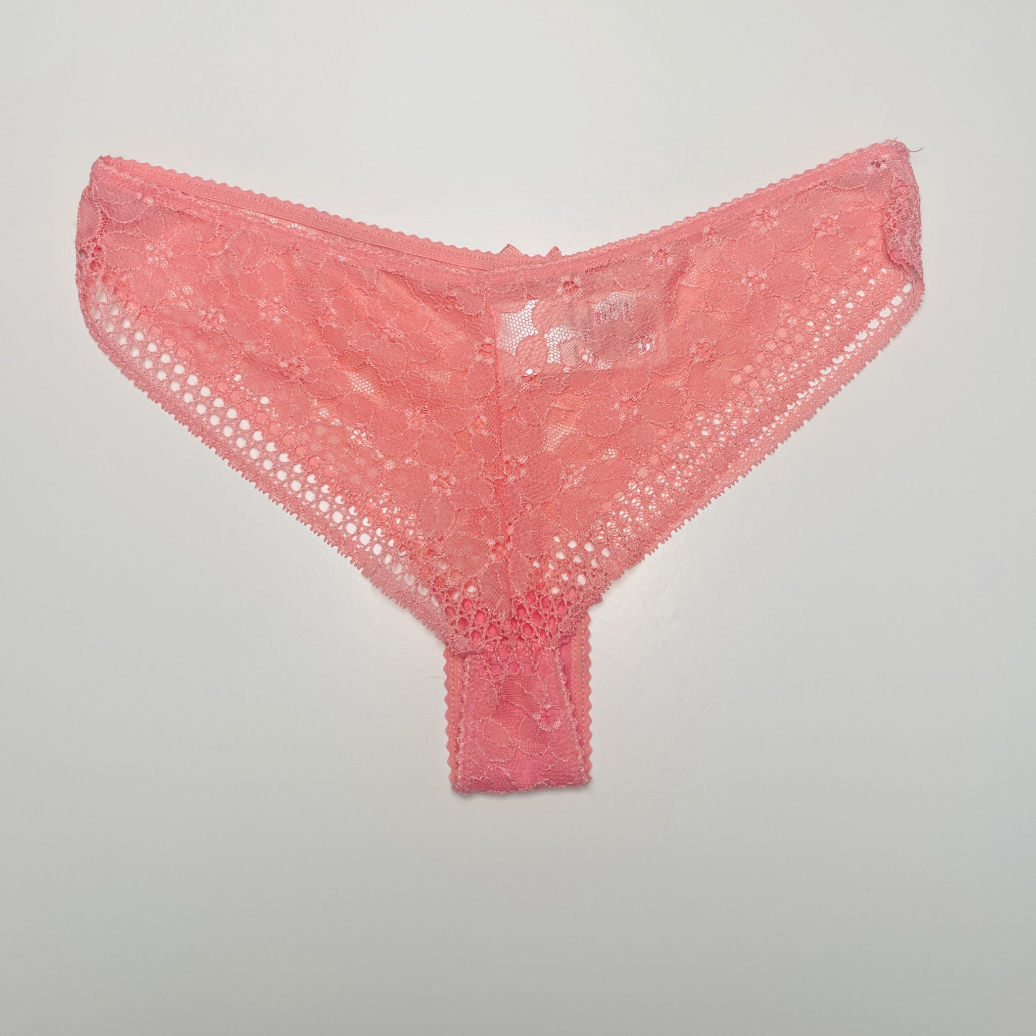 Sexy coral lace knickers