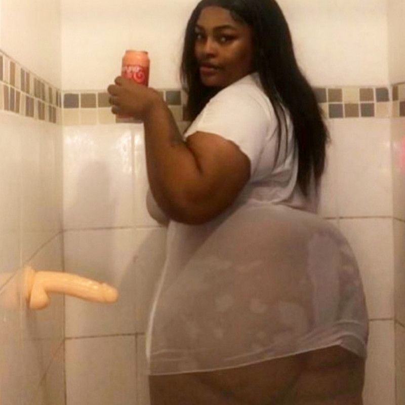 Big Booty in a shower with a Dildo