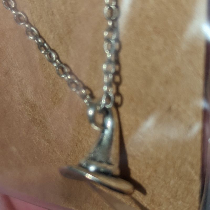 witch hat necklace