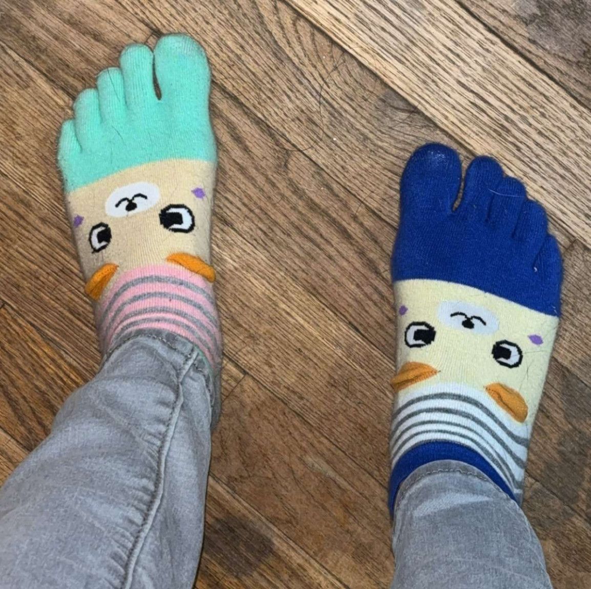 Ankle toe socks