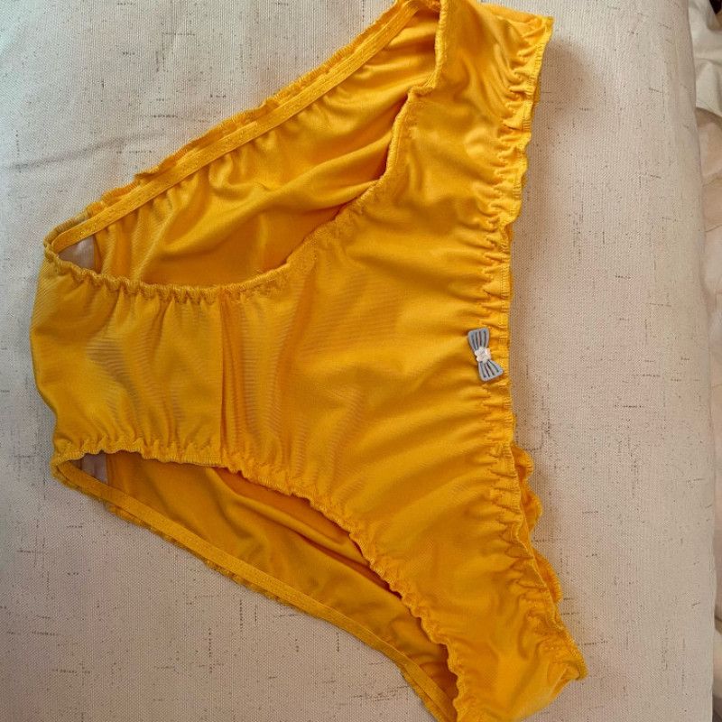 Thick Yellow Panties