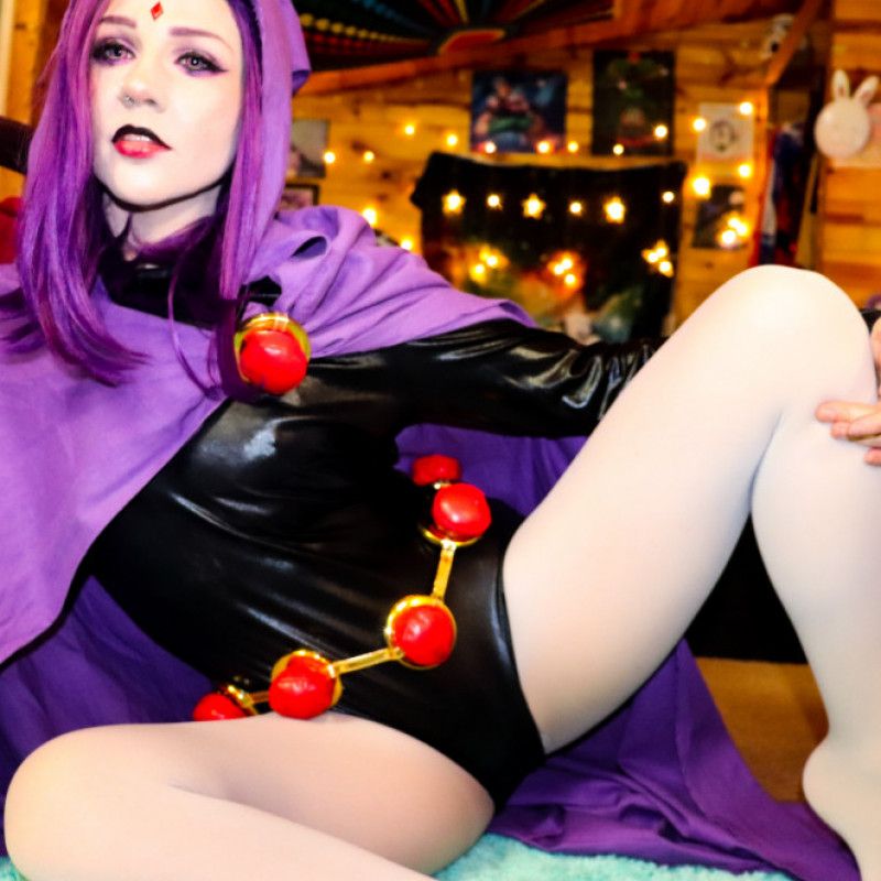 Raven Photoset