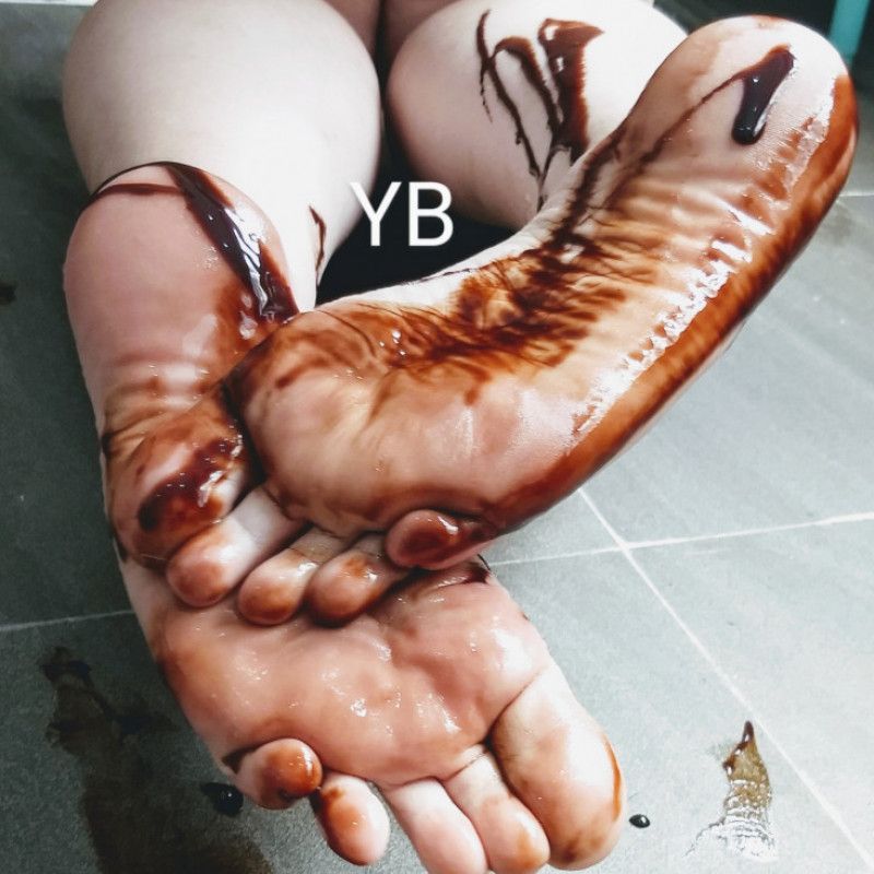 Soles Covered in Chocolate Photo Set