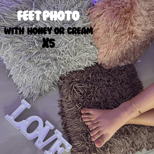Feet photo set