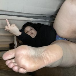 Feet worship