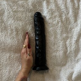 Mega dildo