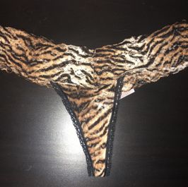 print lace thong