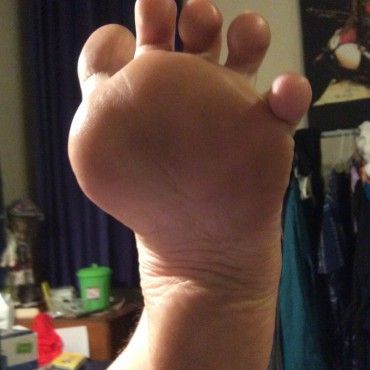 10 minutes FOOT fetish custom vid