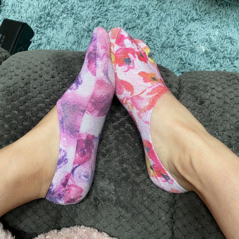 Mismatched Floral No Show Socks