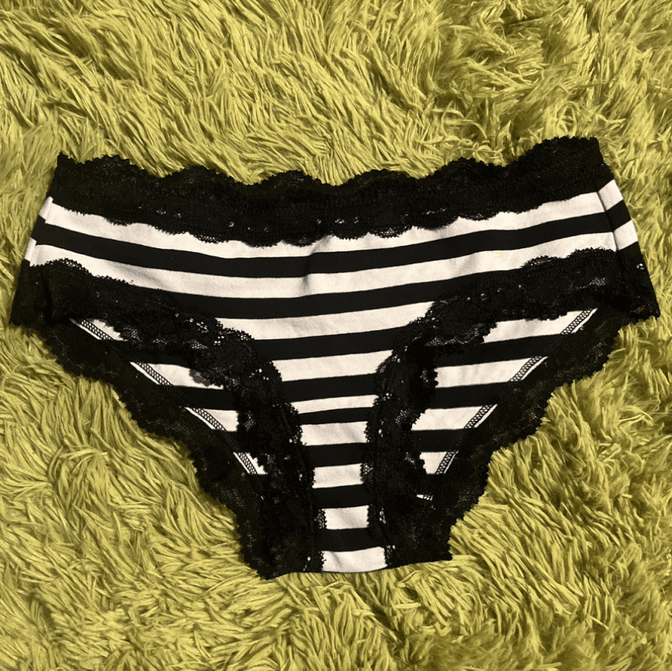 Black n White Lace Panties