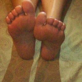 feet