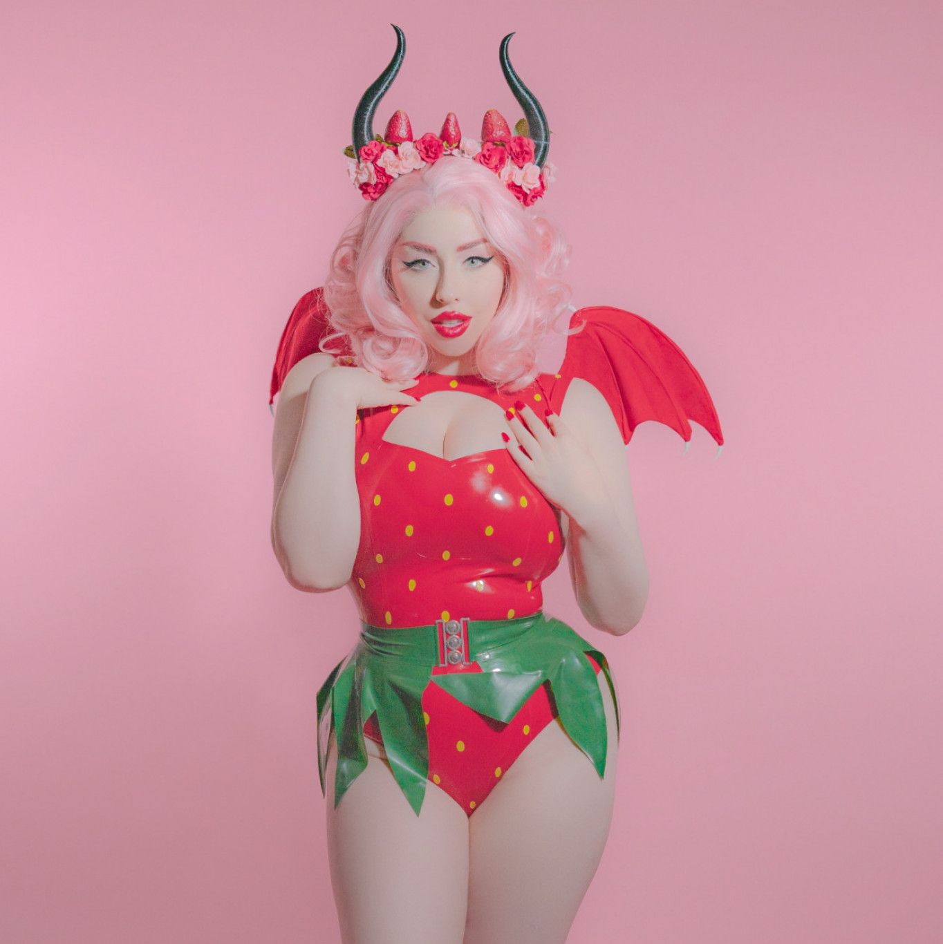 Strawberry Succubus Birthday Set 2018