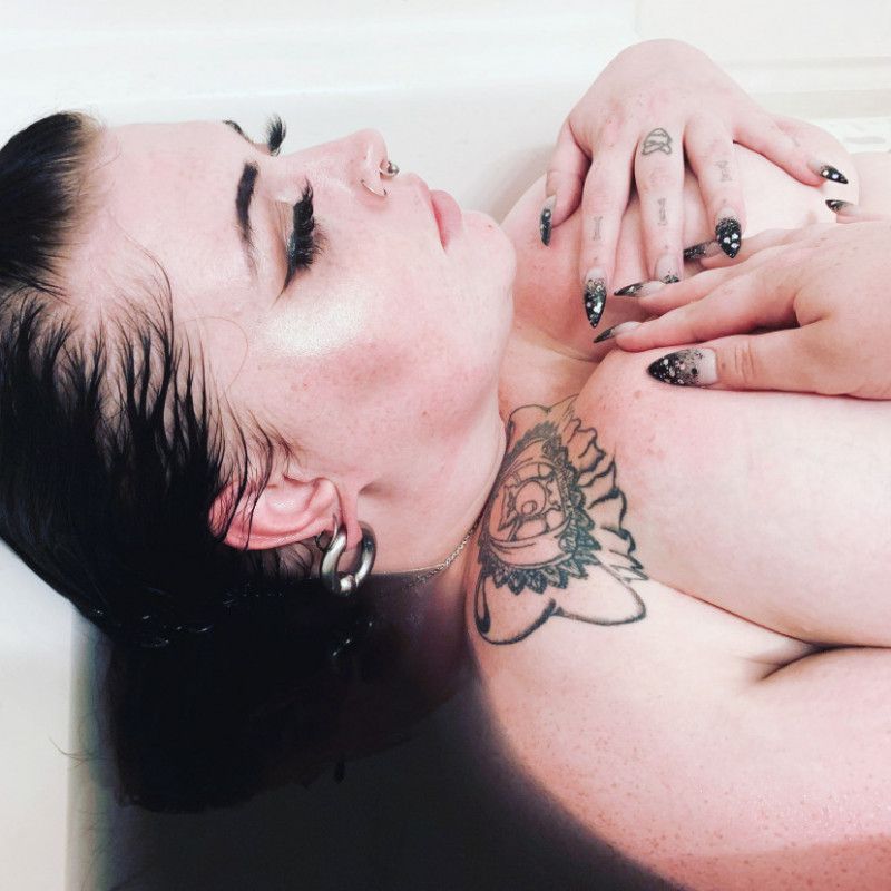 Bath tub photoset