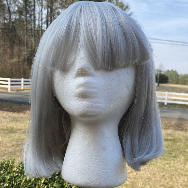 Shaneqwa Short Silver Wig