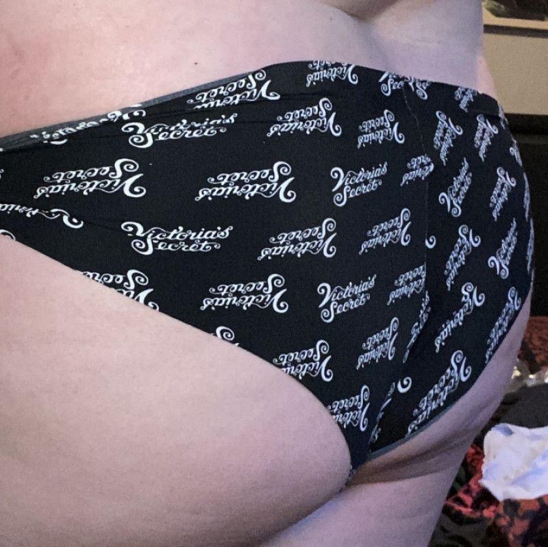 VS Black Cheeky Panties With Logo