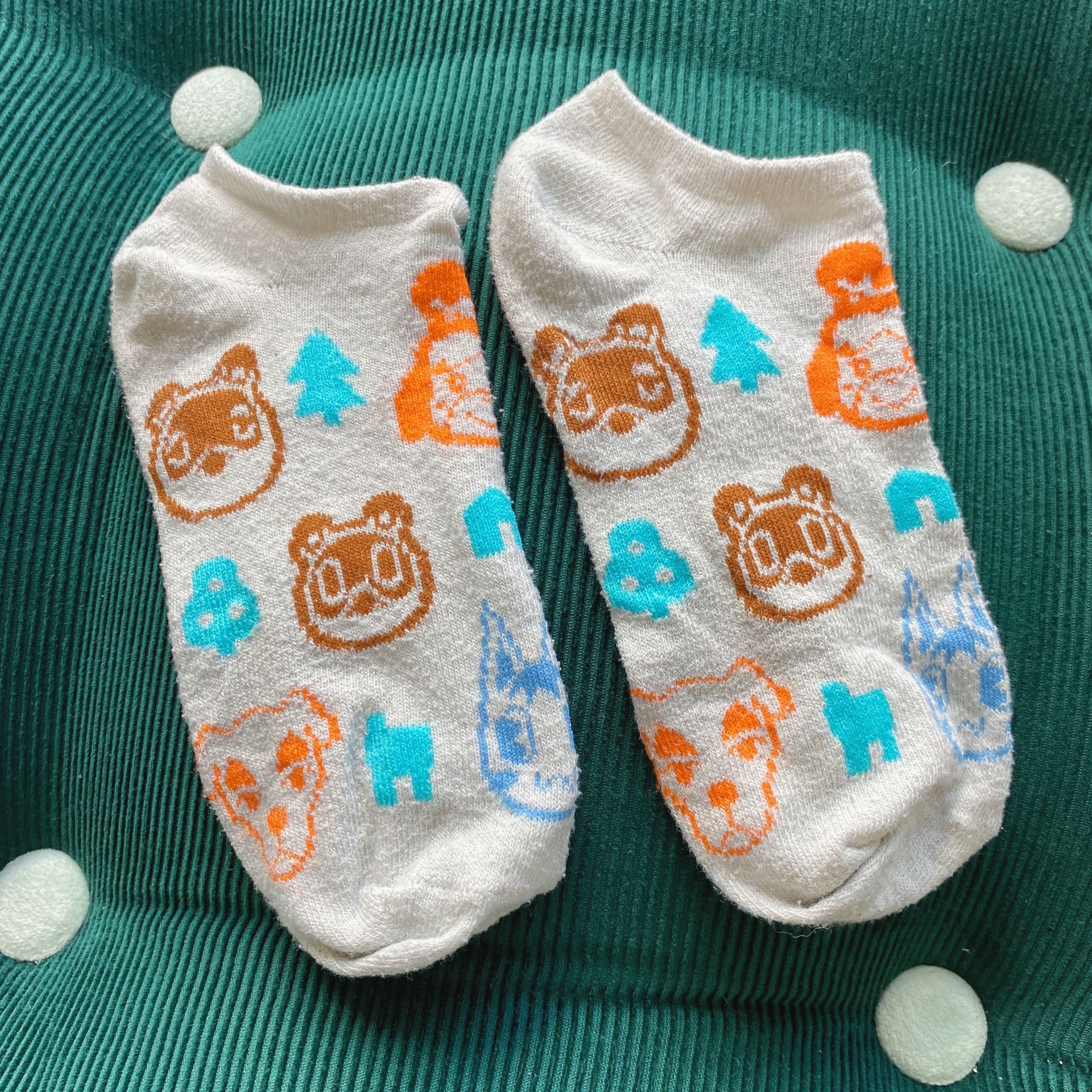 Worn ACNH Socks