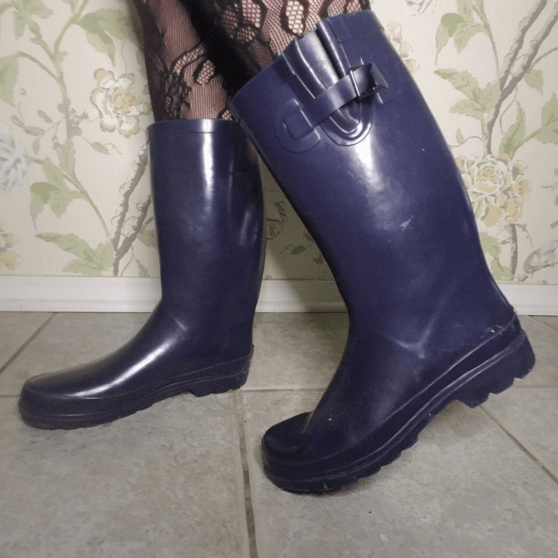 rubber rain boots